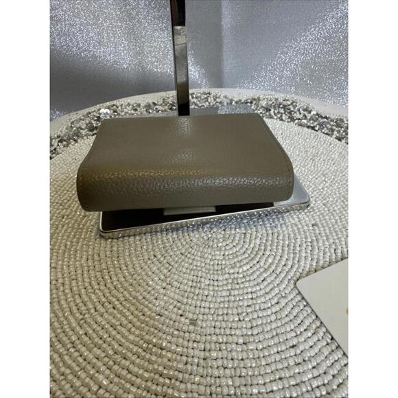 Derby Chloe Beige & Cream Smalleather Wallet - Picture 3 of 9